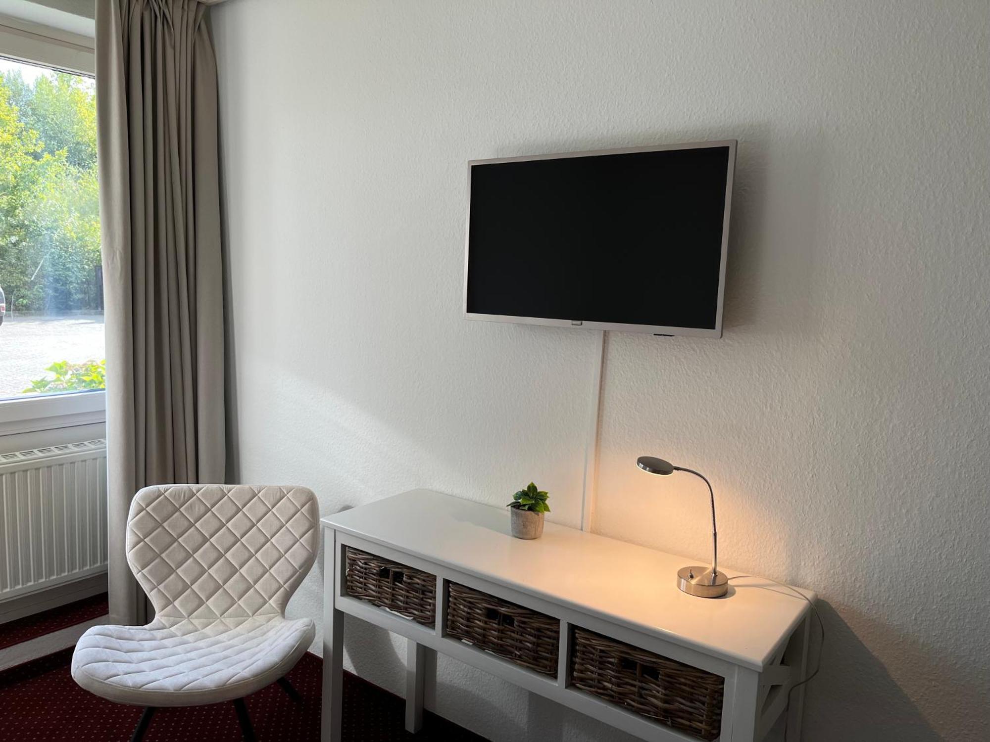 Hotel Waldkur Leer Dış mekan fotoğraf